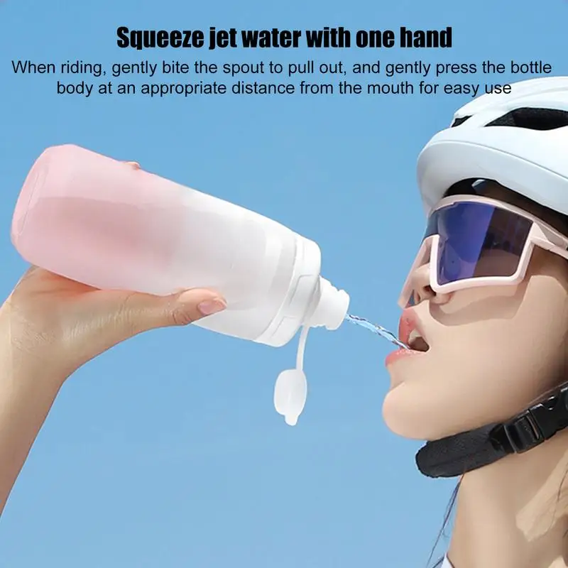 Cycling Squeeze Water Bottle Cycling & Sports Squeeze Bottle 620ml Sports Easy Squeeze Biking Bottle Lightweight Gradient Color