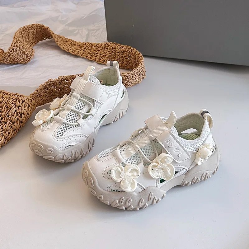Girls Sports Sandals with Sweet Flowers Kids Princess Casual Shoes Mesh Breathable 2026 Summer New Children Tennis Shoes Soft