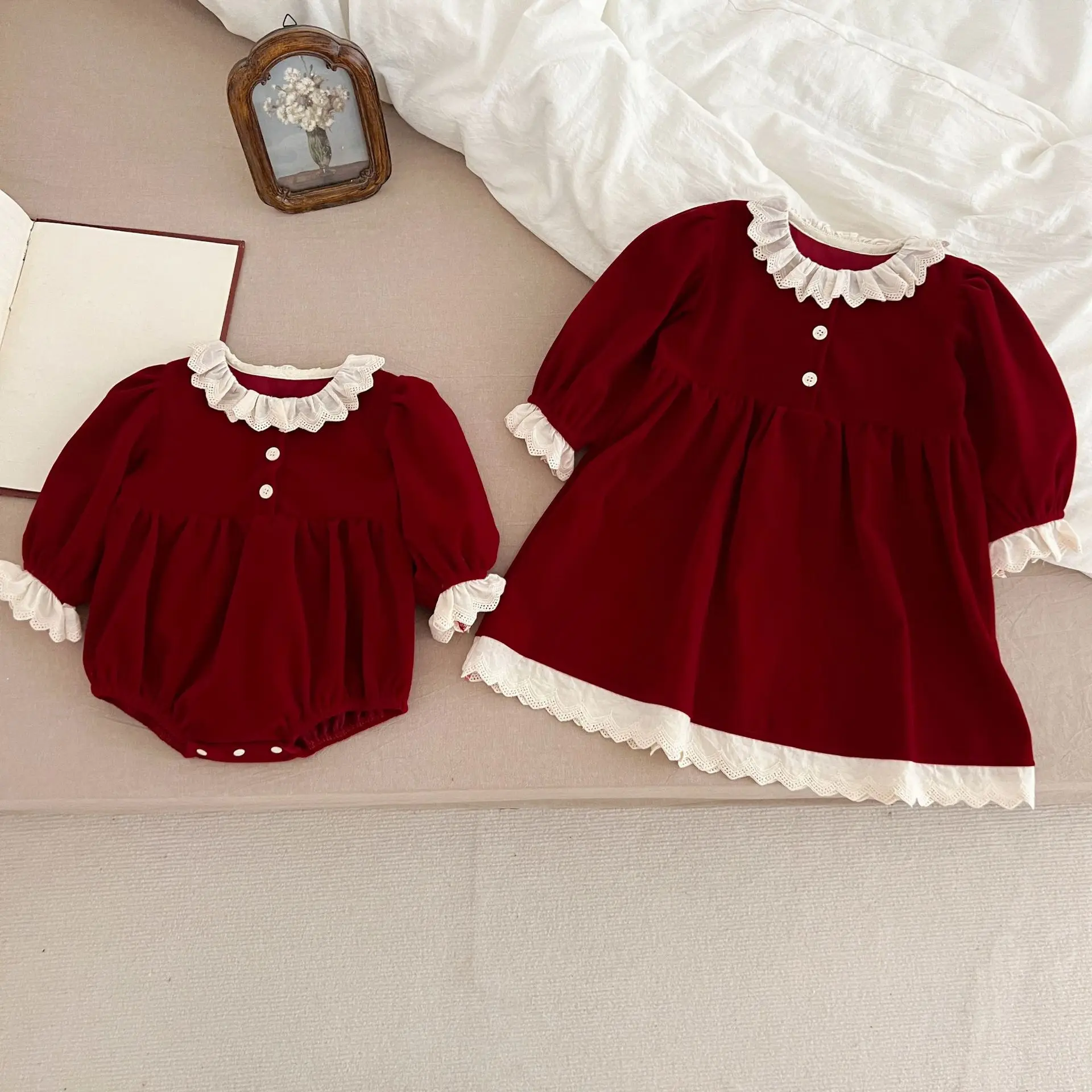 

Christmas Baby Girls Long Sleeve Red Sisters Dress Spring Autumn Infant Rompers Kids Toddler Princess Clothes Girl Party Dresses