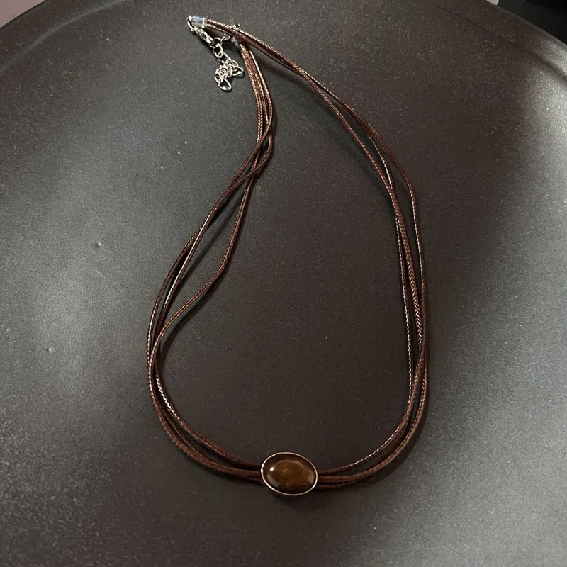 Vintage Leder Braun Stein Anhänger Halskette Stapeln Halsband Temperament Schlüsselbein Kette für Frauen Mädchen Herbst Winter Halskette – Detail 1