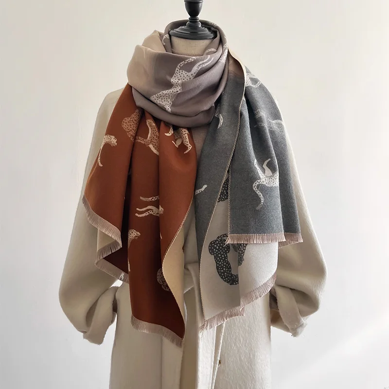 2024 Animal Leopard Designer Lady Winter Ourdoor Women Scarf Cashmere Thicken Warm Shawl Pashmina Female Wrap HIjab Neckerchief