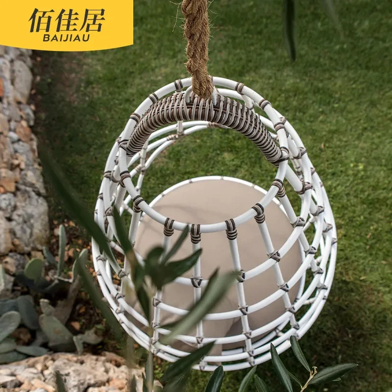 Outdoor Rattan Hanging Basket Swing Round Large Bed Furniture for Courtyard Resort Open Air Garden