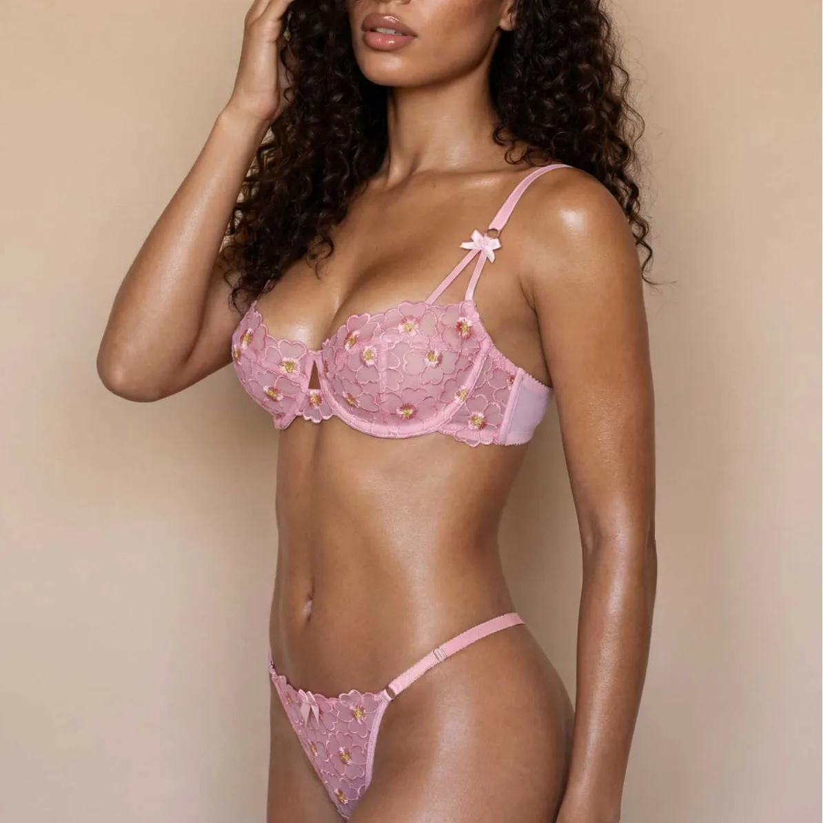 Elegant Women's Lingerie Sets Sexy French Lace Embroidered Bra Hilitos 2PC Seductive Intimates Youth Girls' Daily Wear