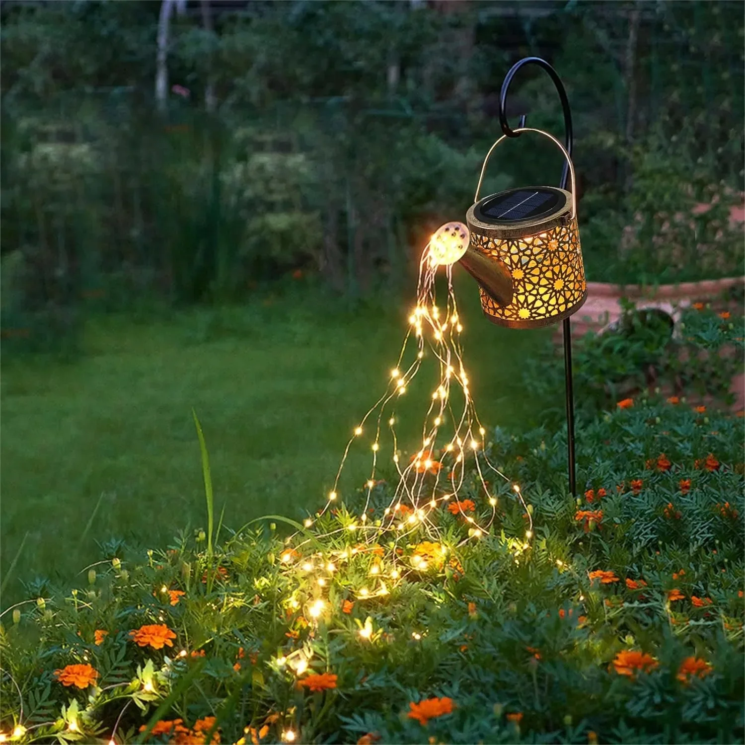 Solar Watering Can Light, Metal Garden Decor with 60 LED String Lights, Auto On/Off for Patio Yard, Gift for Mom Grandma Women