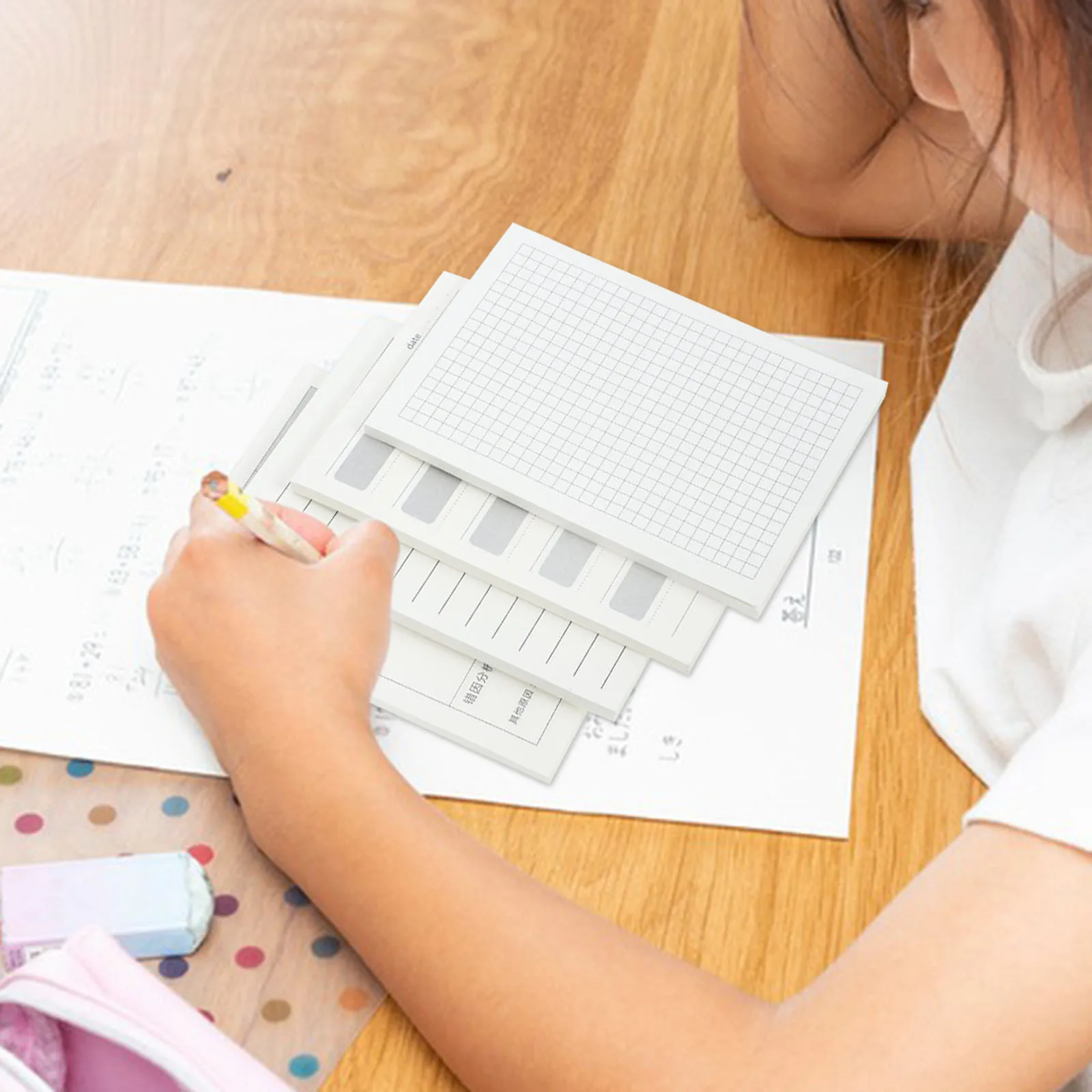 4 Buah Buku Catatan Memo Lembaran Catatan Tempel yang Dapat Dilepas, Tab Tempel Kecil Portabel untuk Penggunaan di Sekolah, Kantor, Rumah, Buku Catatan Ide