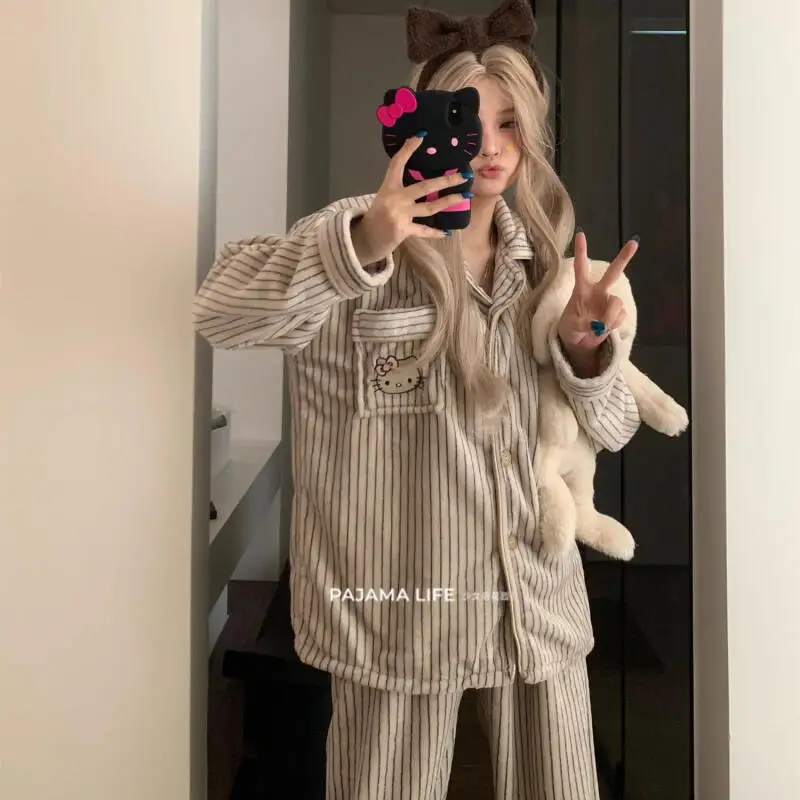 

Kitty New Cartoon Coral Velvet Pajamas Robes Winter Velvet Thickened Flannel Mid Length Hooded Sleeping Gown Set Home Clothing