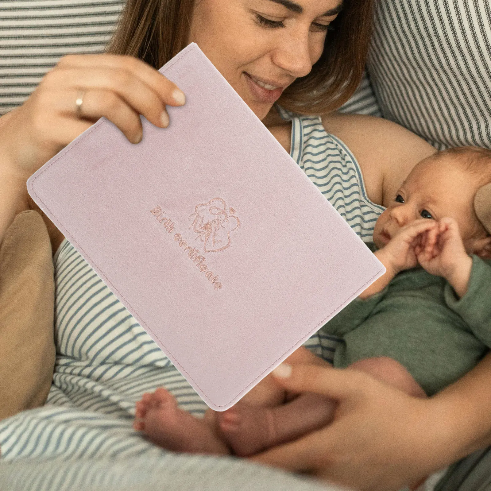 

Чехол для свидетельства о рождении: Изысканный, с превосходной текстурой, простой дизайн, обложка для хранения и переплета документов.