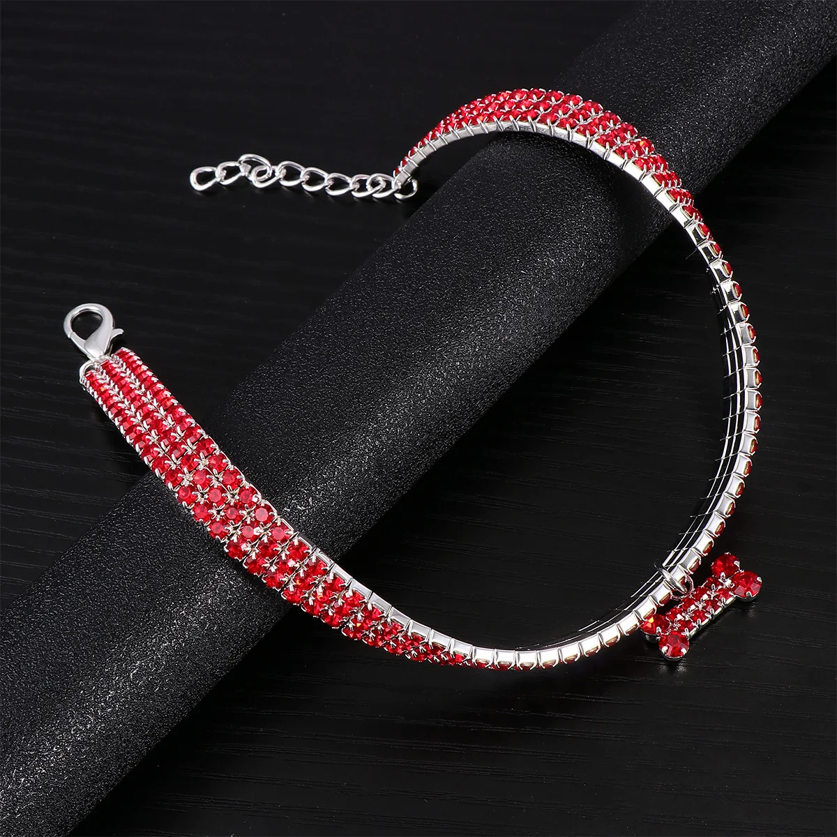 

Mini Bone Pendant Red Rhinestone Pet Dog Collar Adjustable Buckle Chain Crystal Dog Collar for Walking Outdoor Sports