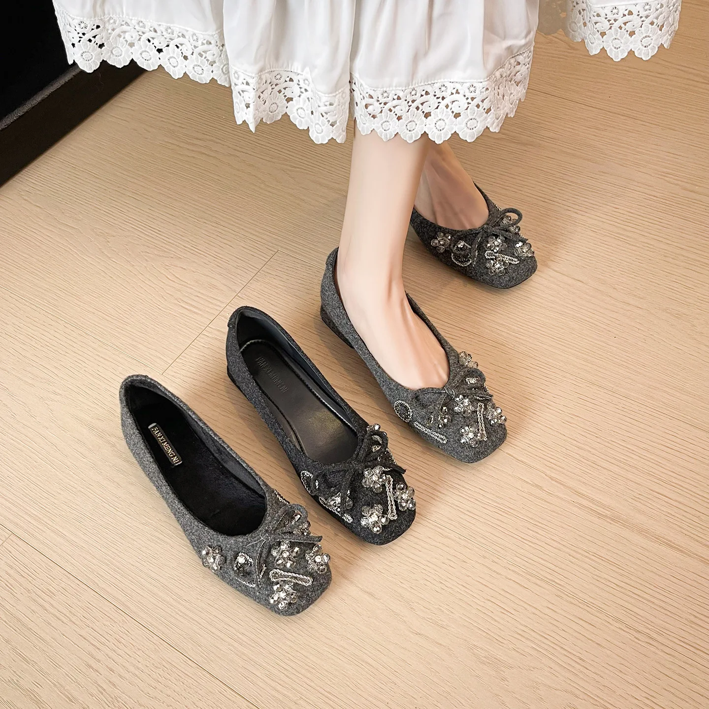 

Pearl Rhinestone Decorated Women Shoes Square Toe Shallow Mouth Flat Shoes Suede Butterfly Bow Design Loafers Shoes Comfortable