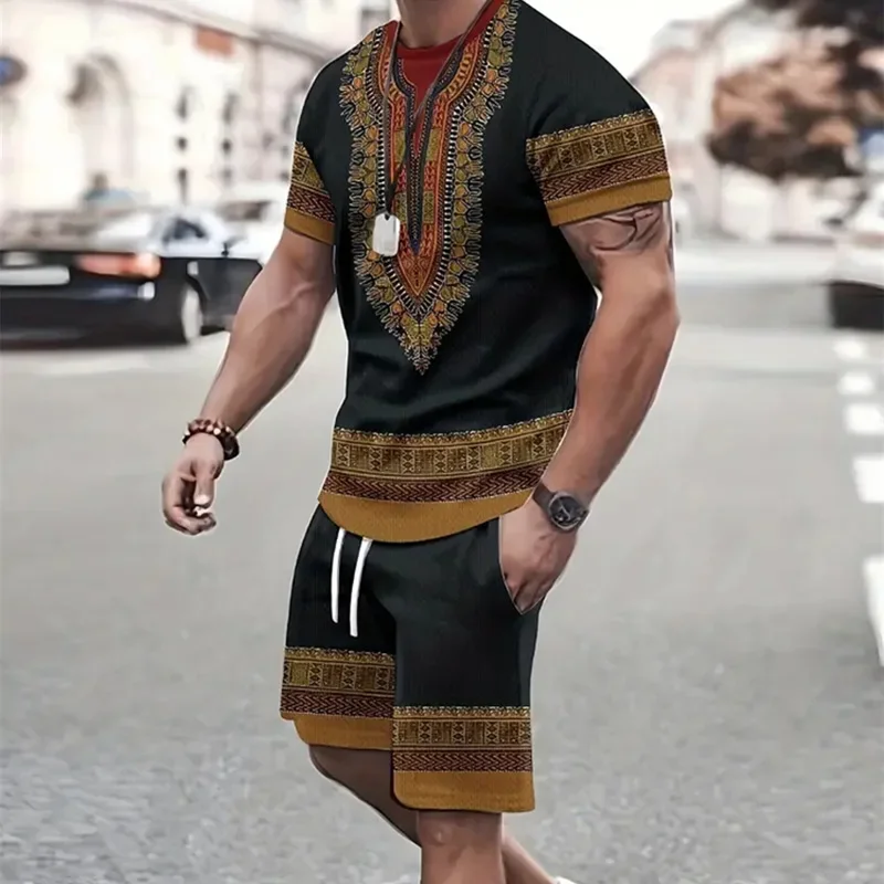 

New Men's Sportswear Summer Men's Retro Totem Print Travel Suit Fashion Short Sleeve T-shirt Shorts Quick Dry Two Piece Set