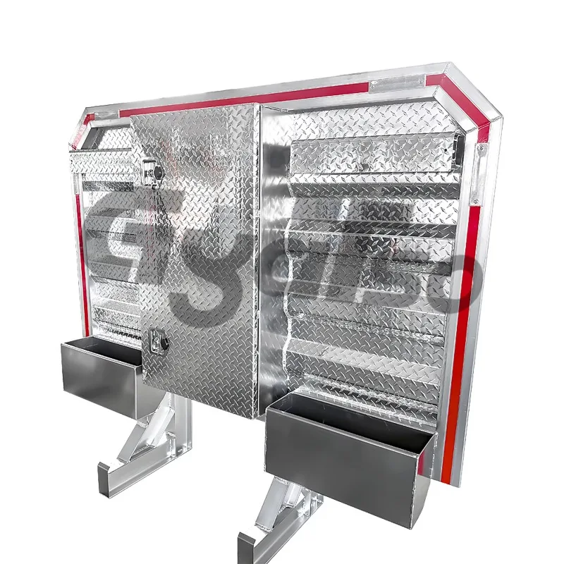 

68" X 80" aluminum truck headache rack with chain hanger and full tray