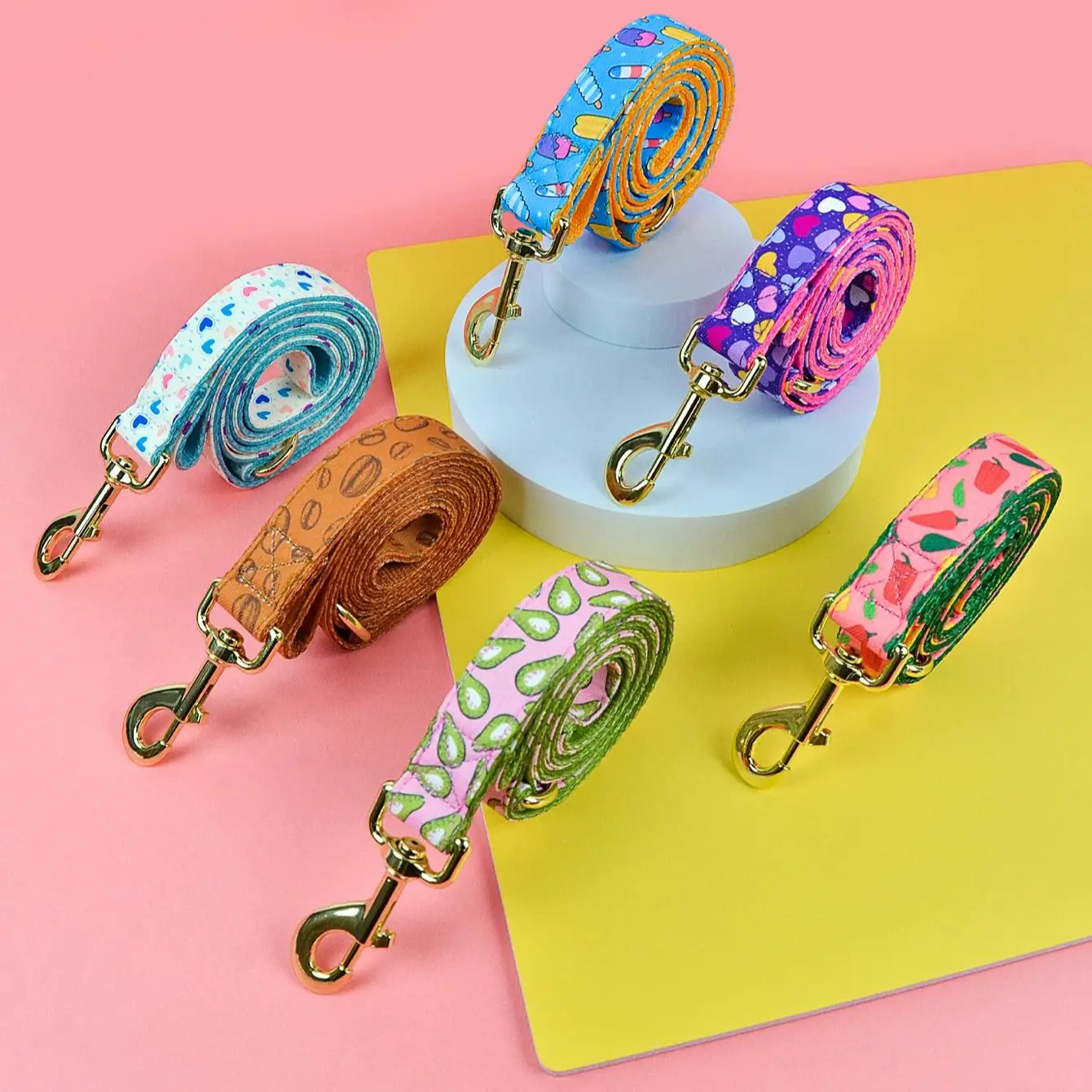Valentine's Day and New Year Gifts for Dog Lovely Pet Traction Rope Double-Sided Printing Pet Dog And Cat