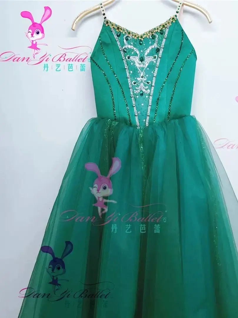 Danyi ballet, emerald ballet skirt, long fluffy gauze dress, performance dress, competition dress, professional customization.