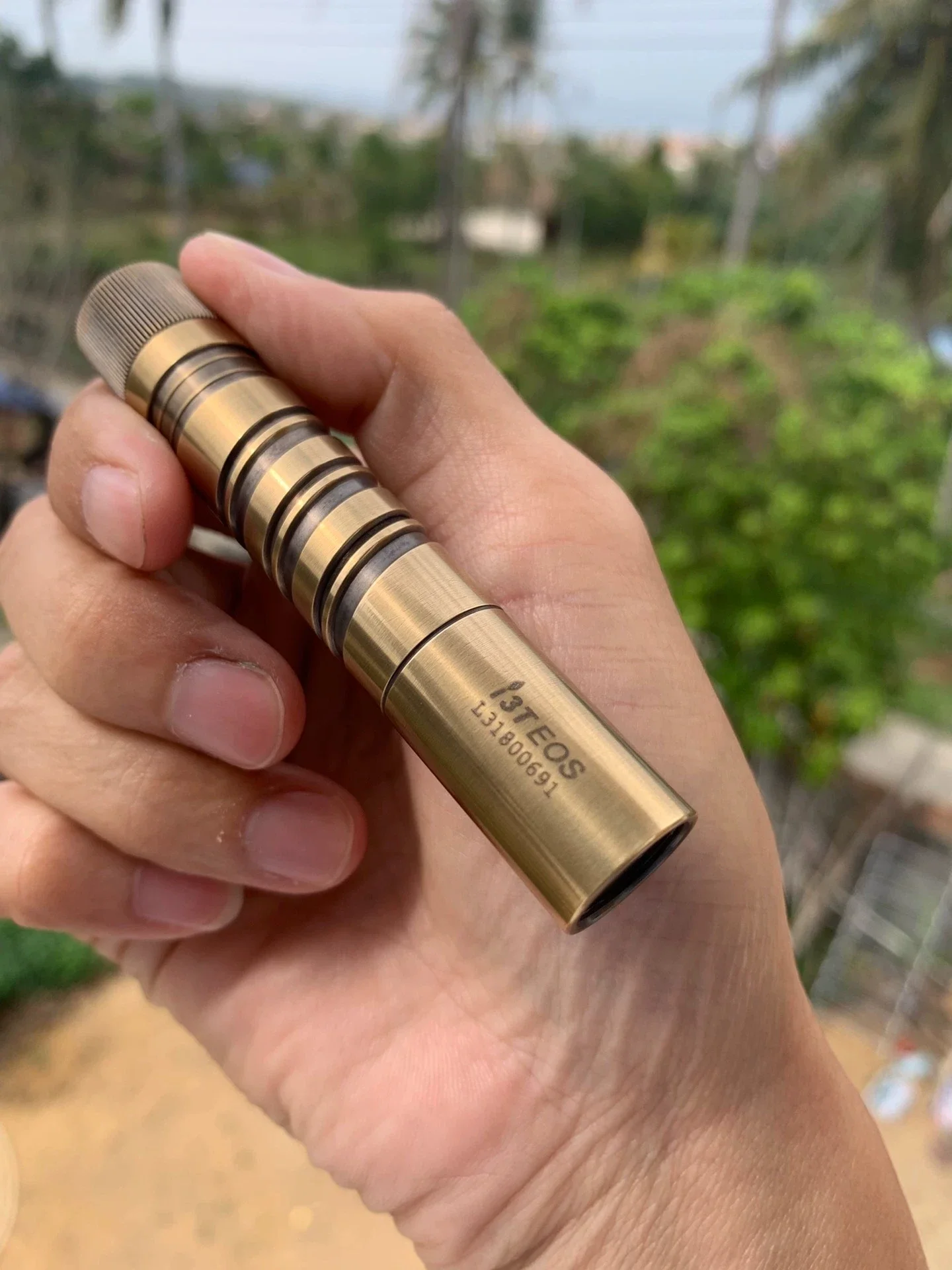 OLIGHT I3T EOS Flashlight Brass Edition AAA/10440 Batteries Are Available