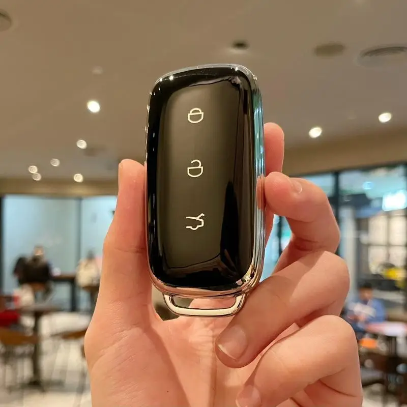 Minimalistischer Autoschlüsselanhänger mit glatter Oberfläche, rostfrei, leicht, universelles Autozubehör für den täglichen Gebrauch. – Detail 8