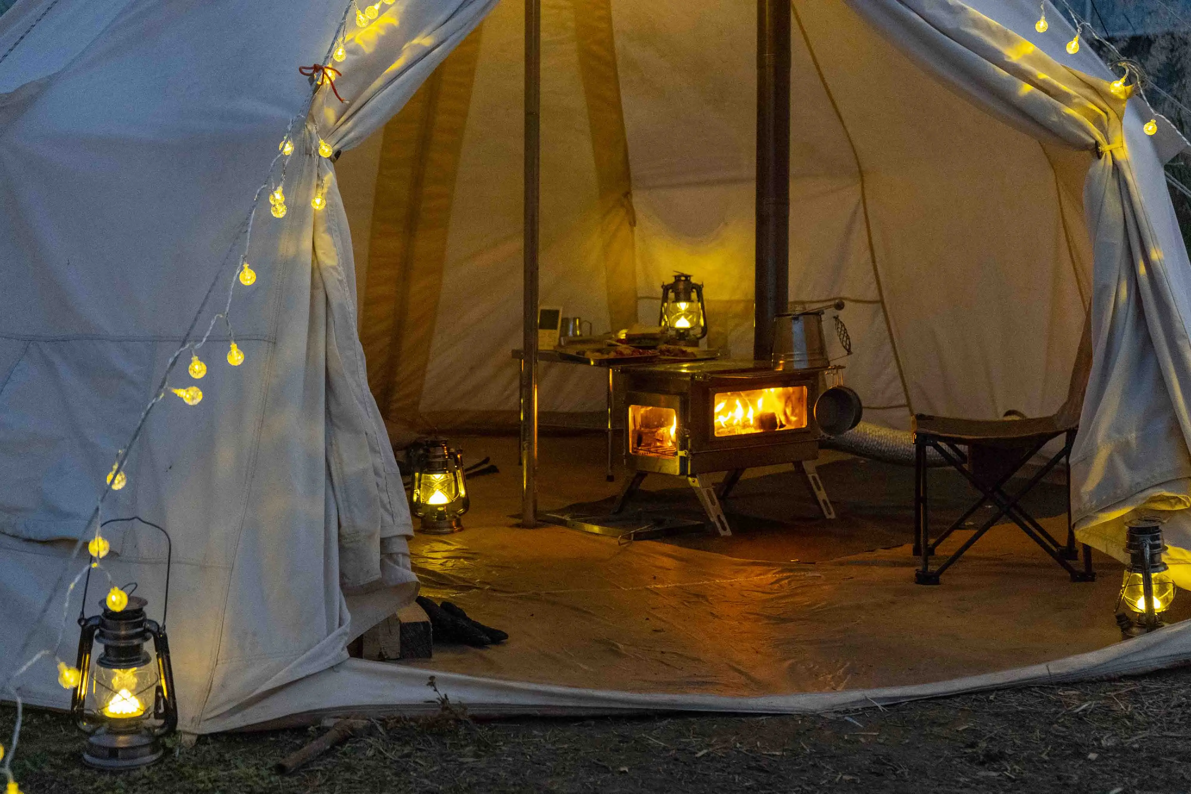 Fogão portátil patenteado Nomad PLUS com visão dupla tamanho L para barraca de queima de madeira com entrada de ar externa e combustão secundária