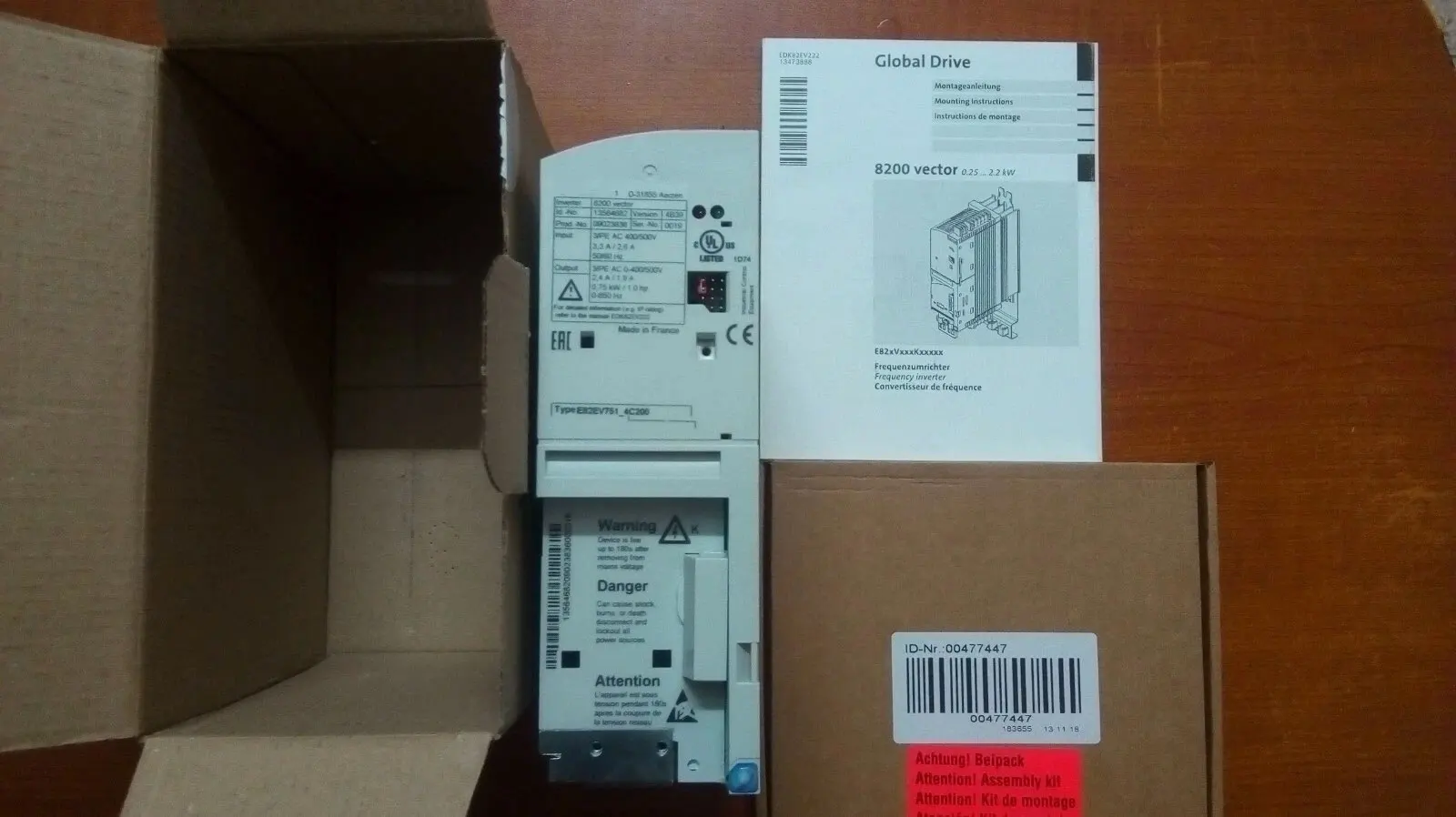 Brand new E82EV751-4C E82EV751-4C200 E82EV7514C200 E82EV751K4C E82EV751K4C200 E82EV751K4C040 E82EV751K4B040  Warrently One-year