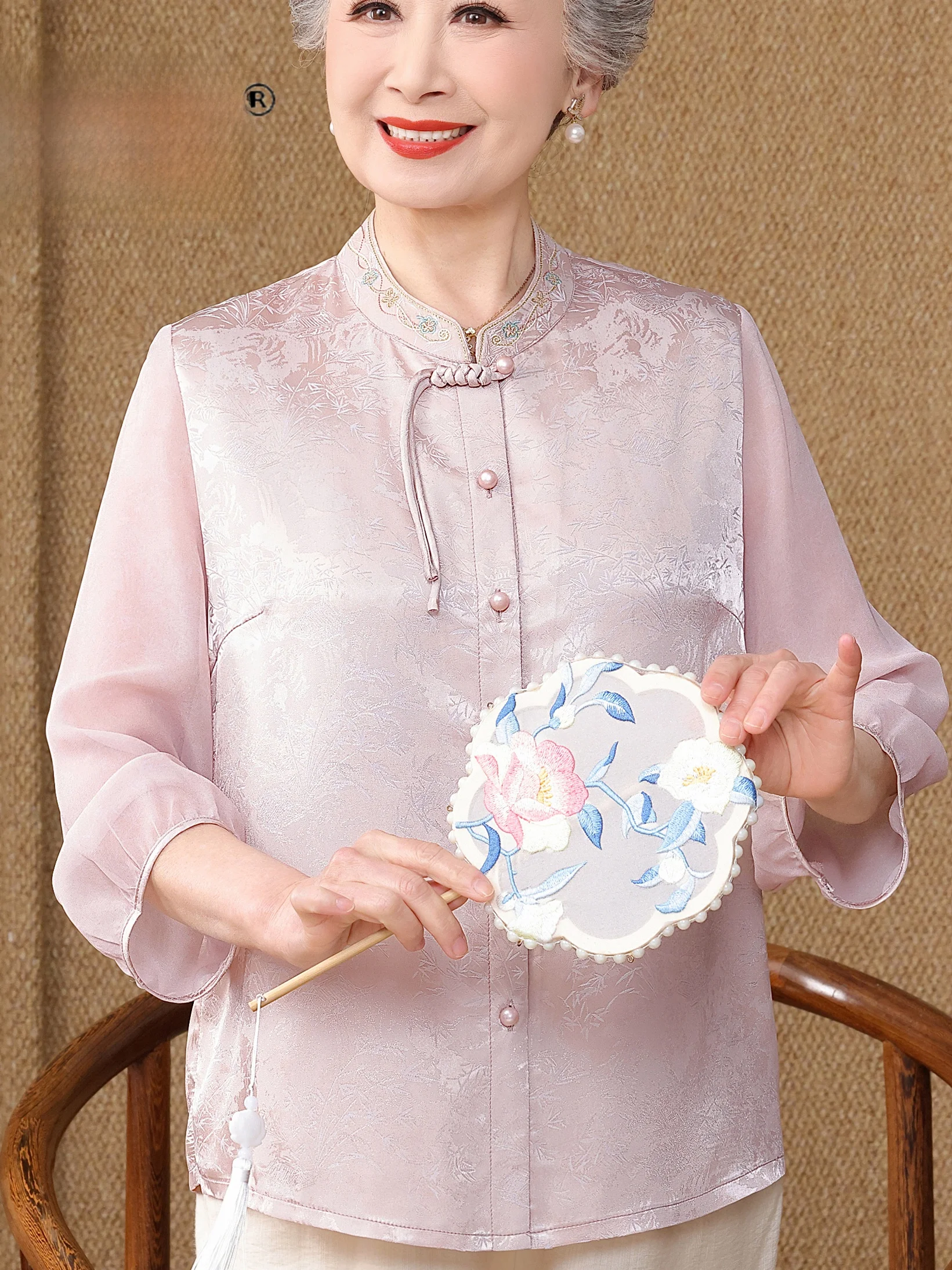 

New Chinese Sle Stand Collar irt Women's Middle Aged And ly Faionable National Sle Top andmother Spring Summer...