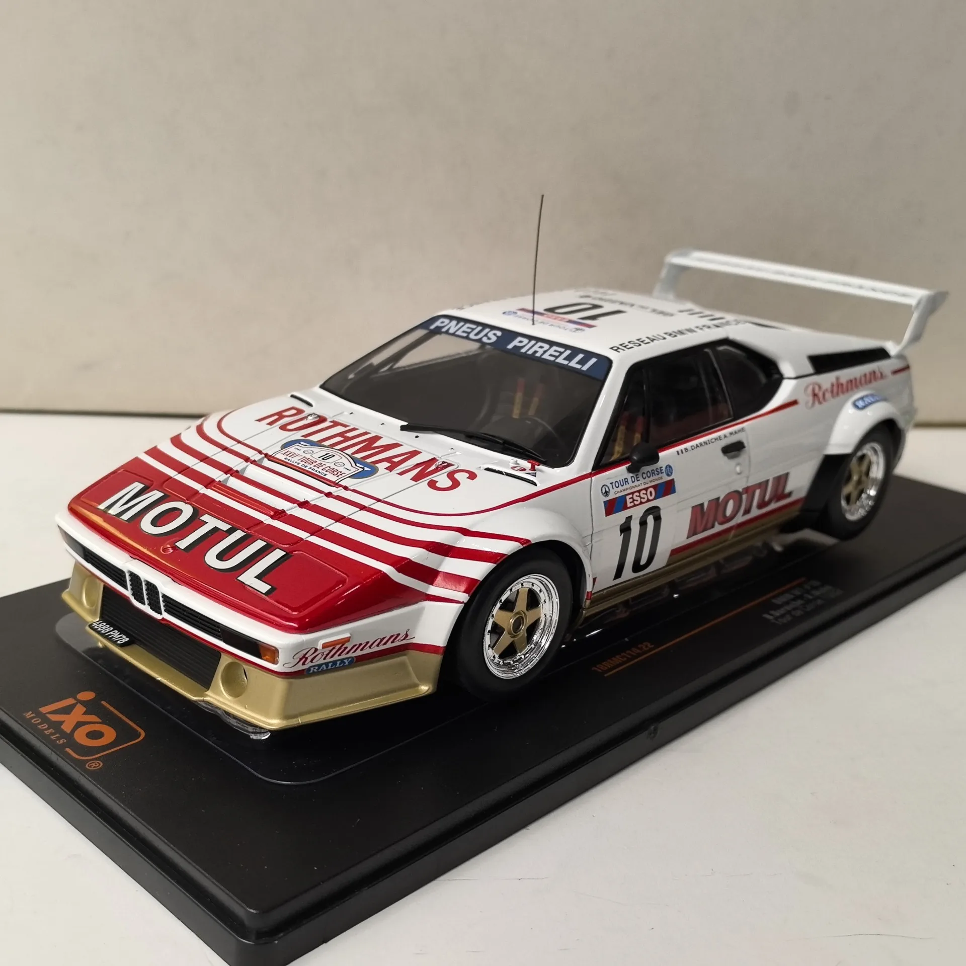 

Diecast IXO 1/18 Scale BMW M1 #10 1982 BMW Alloy Car Model Collectible Toy Gift Souvenir Display Ornament