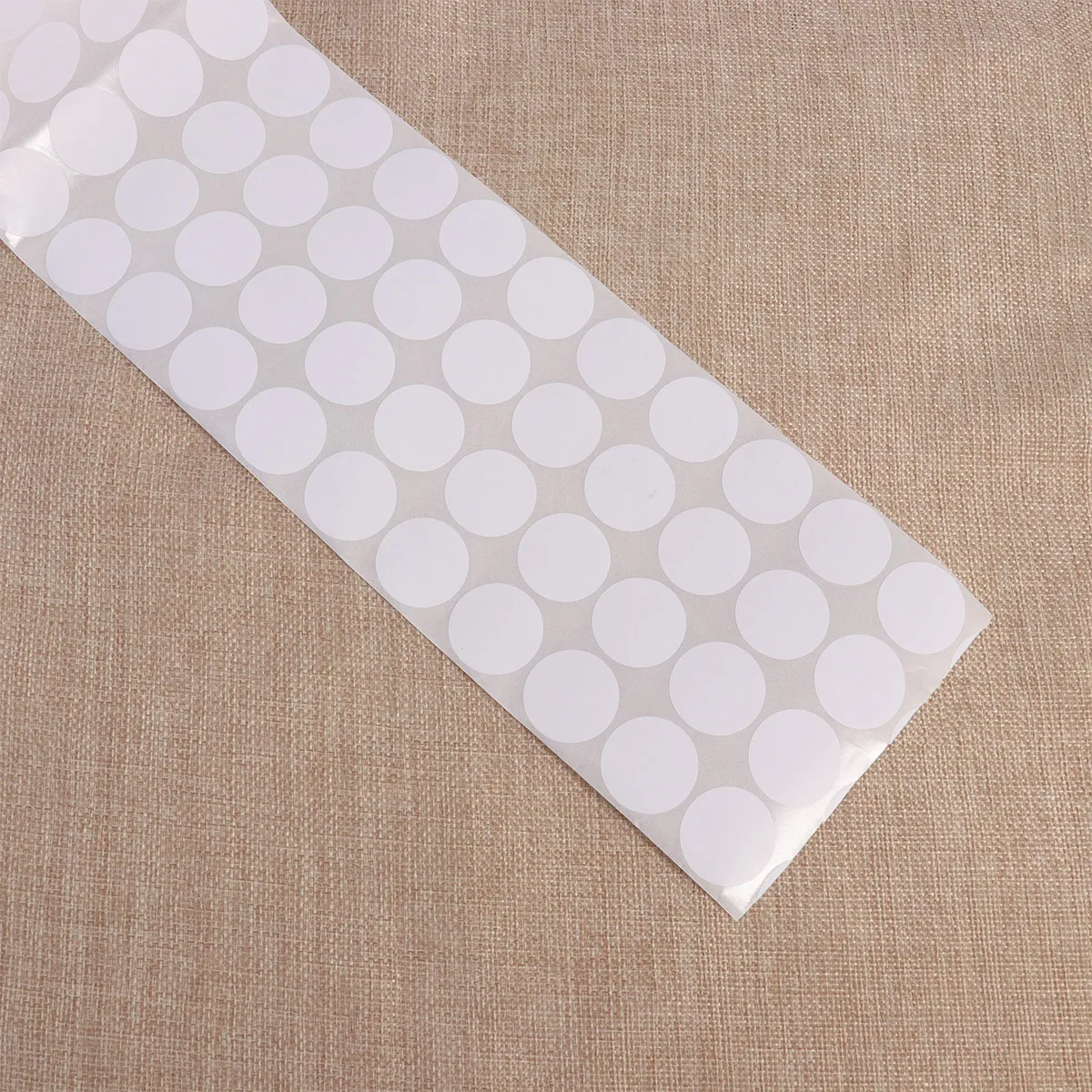 10000pcs-round-blank-label-stickers-premium-paper-easy-stick-white-backing-roll-for-merchants-manufacturers-barcode-clothing