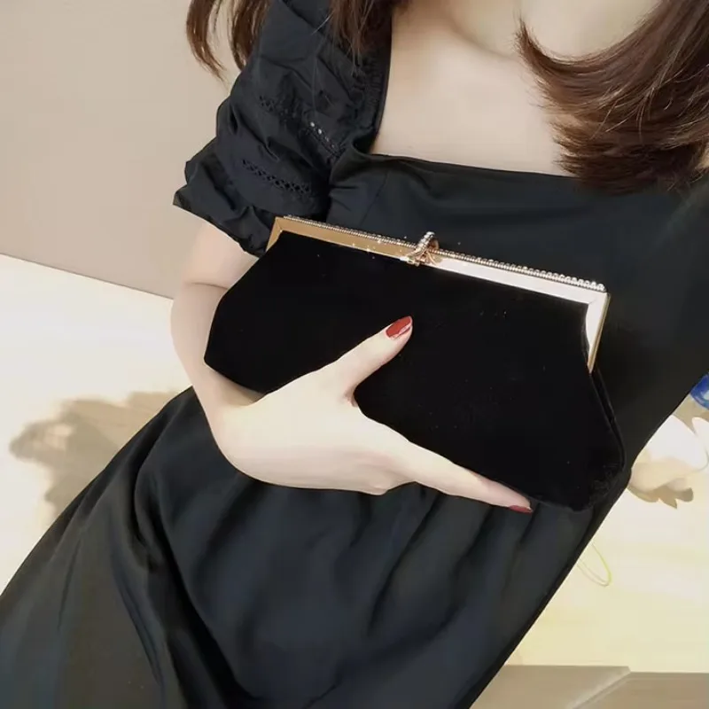 مخلب سهرة مخملي أسود عتيق للنساء ، حقيبة يد للسيدات ، محفظة مع سلسلة ، مشبك حجر الراين ، لمعان ، مأدبة ، حفلة