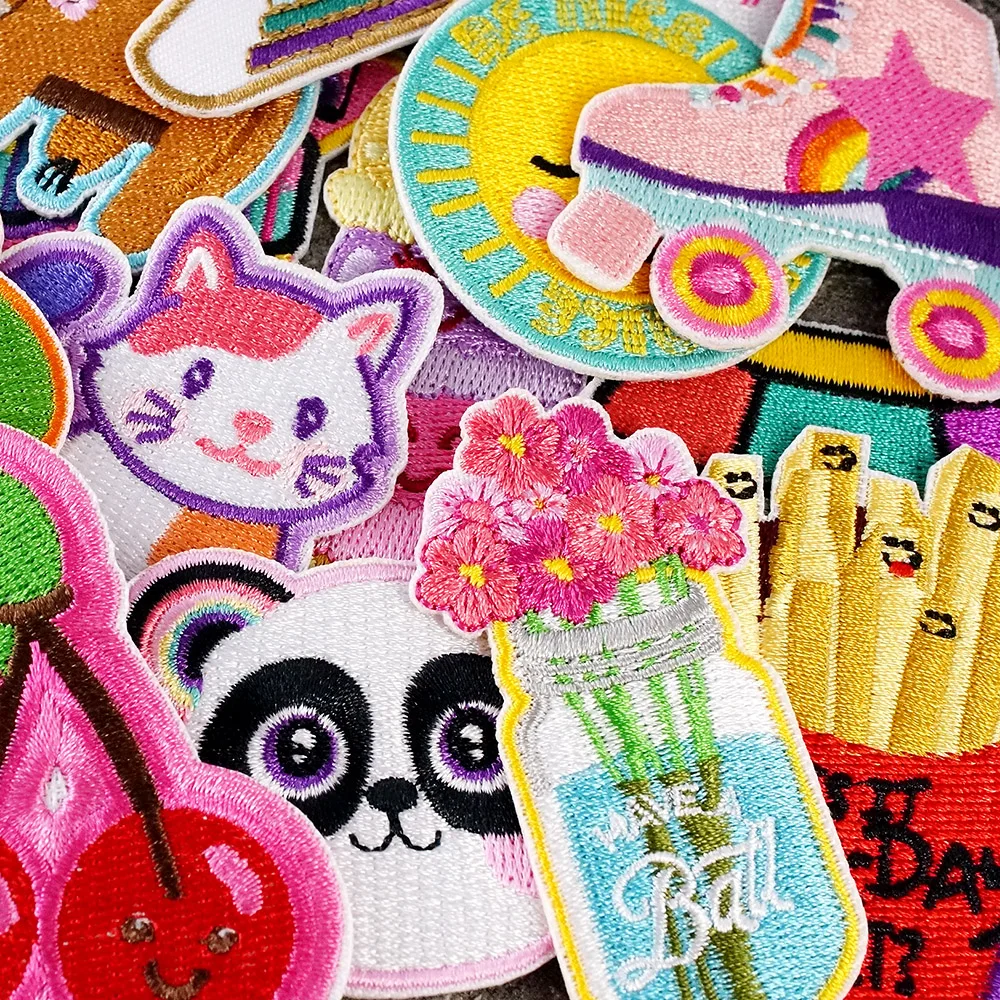 27Pcs/Lot Cat Horse Lollipop Dinosaur Patches Embroidery Applique Ironing Clothing Sewing Supplies Decorative Handmade Patch