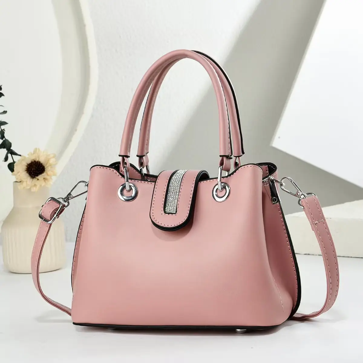 

Fashionable Large Capacity Ladies Shoulder Bag Simple Stylish Handbag Casual Leisure Tote Bag Women's Bag Soft PU Leather