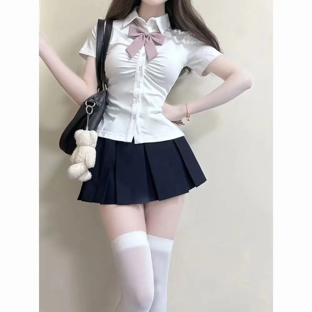 

White ort Sve irt with Waist Cinching Bow Tie Pleated JK orm Two Piece Set for Young Women Faionable School Outfit