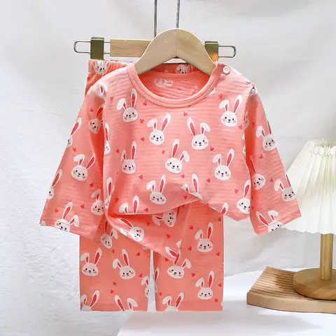 어린이를위한 세트 Loungewear 어린이를위한 긴 소매 잠옷 귀여운 Deisgn 가볍고 편안한 패브릭 잠옷 복장