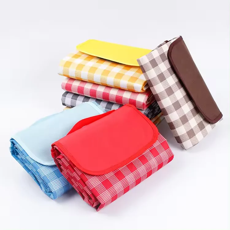 Synthetic Woven Picnic Mats Pp Beach Mat Portable Camping Picnic Blanket Picnic Mat Waterproof