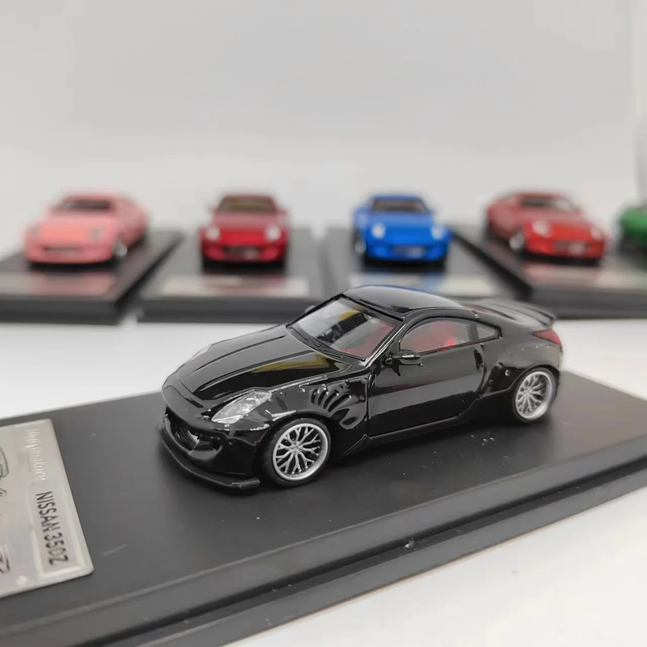 سيارة طراز Fairlady-Diecast لطراز أرنب صاروخ Pandem 350Z ، ساعة استعادة عالية ، 1:64 ، Z33