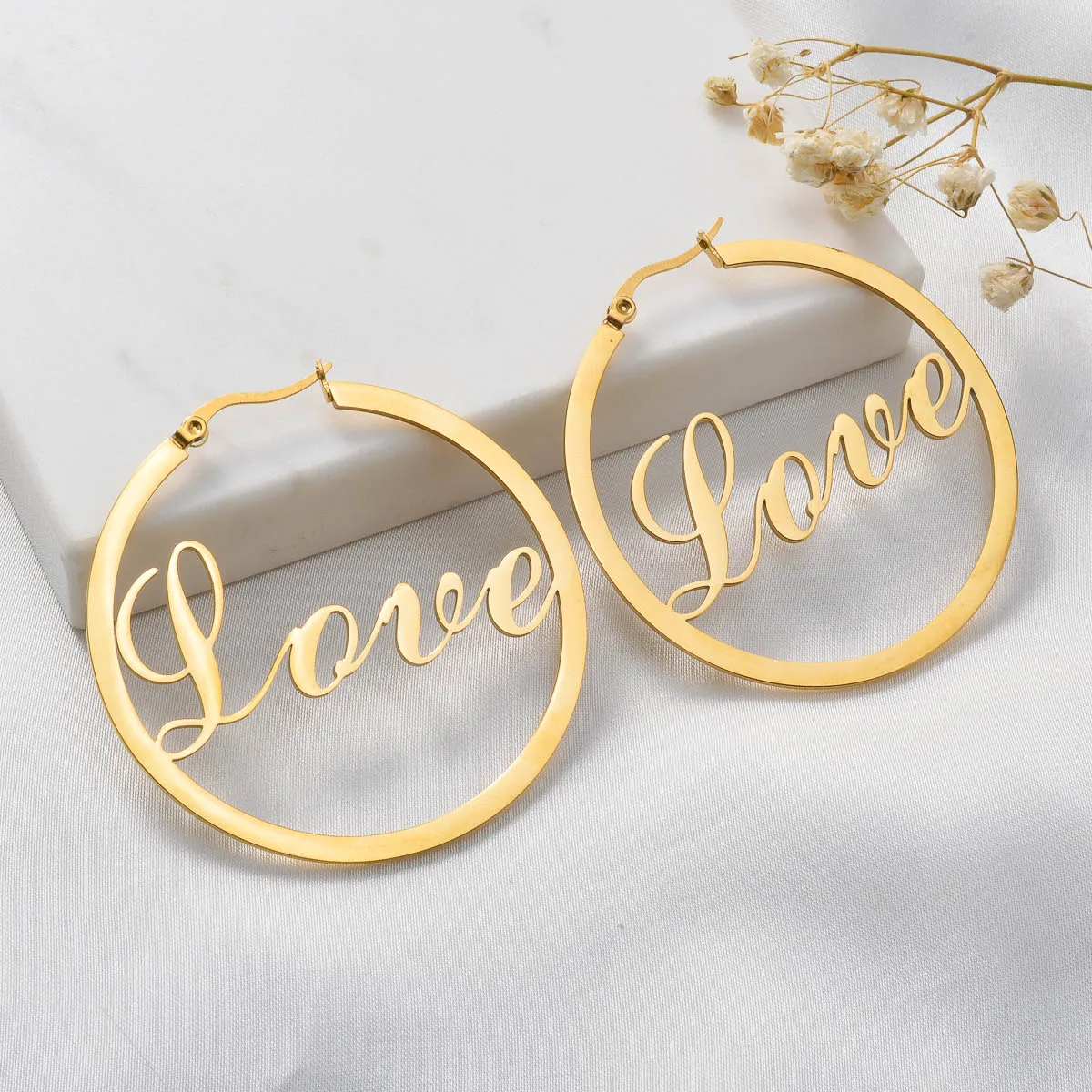 

High Quality Gold Color Jewelry Stainless Steel Big Hoop Earrings for Women Romantic Valentine Day Gift Charms Acier Inoxydable