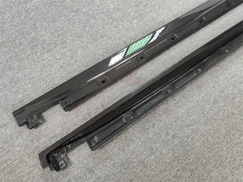 

Используется для 20-23 лет Bently Flying Spur W12, обновление с комплектом кузова из настоящего углеродного волокна, боковые юбки, автомобильные аксессуары