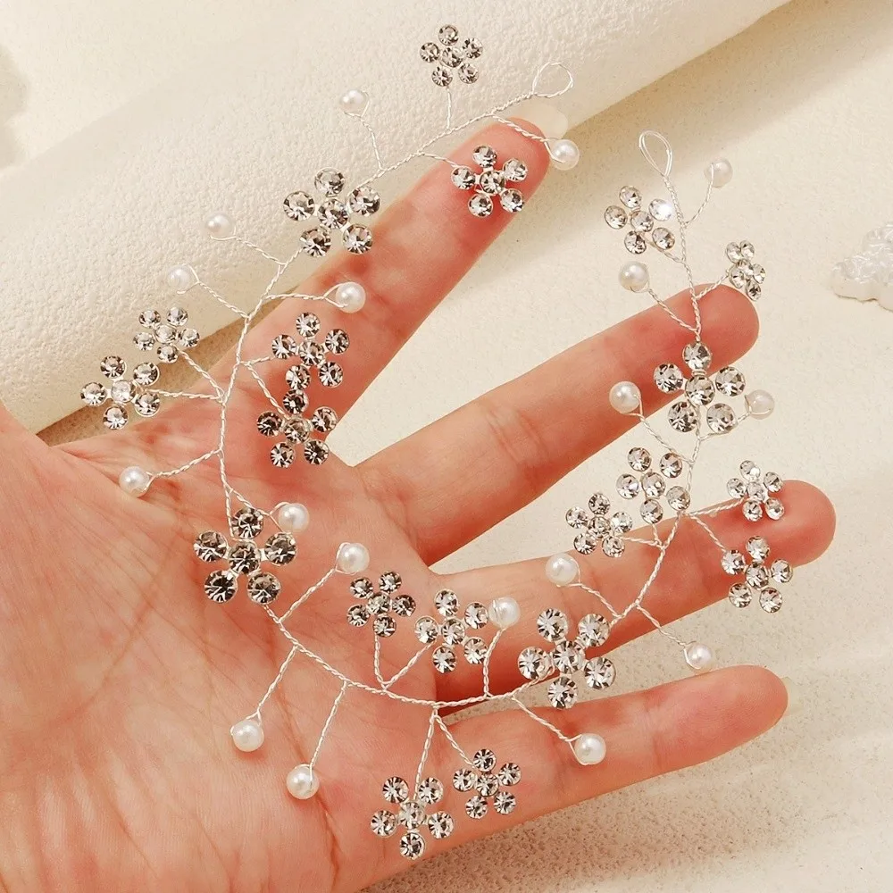 エレガントなラインストーンの花嫁の頭飾り、ビーズの花の写真撮影用ヘッドバンド、輝く手作りのウェディングヘアアクセサリー、女性用