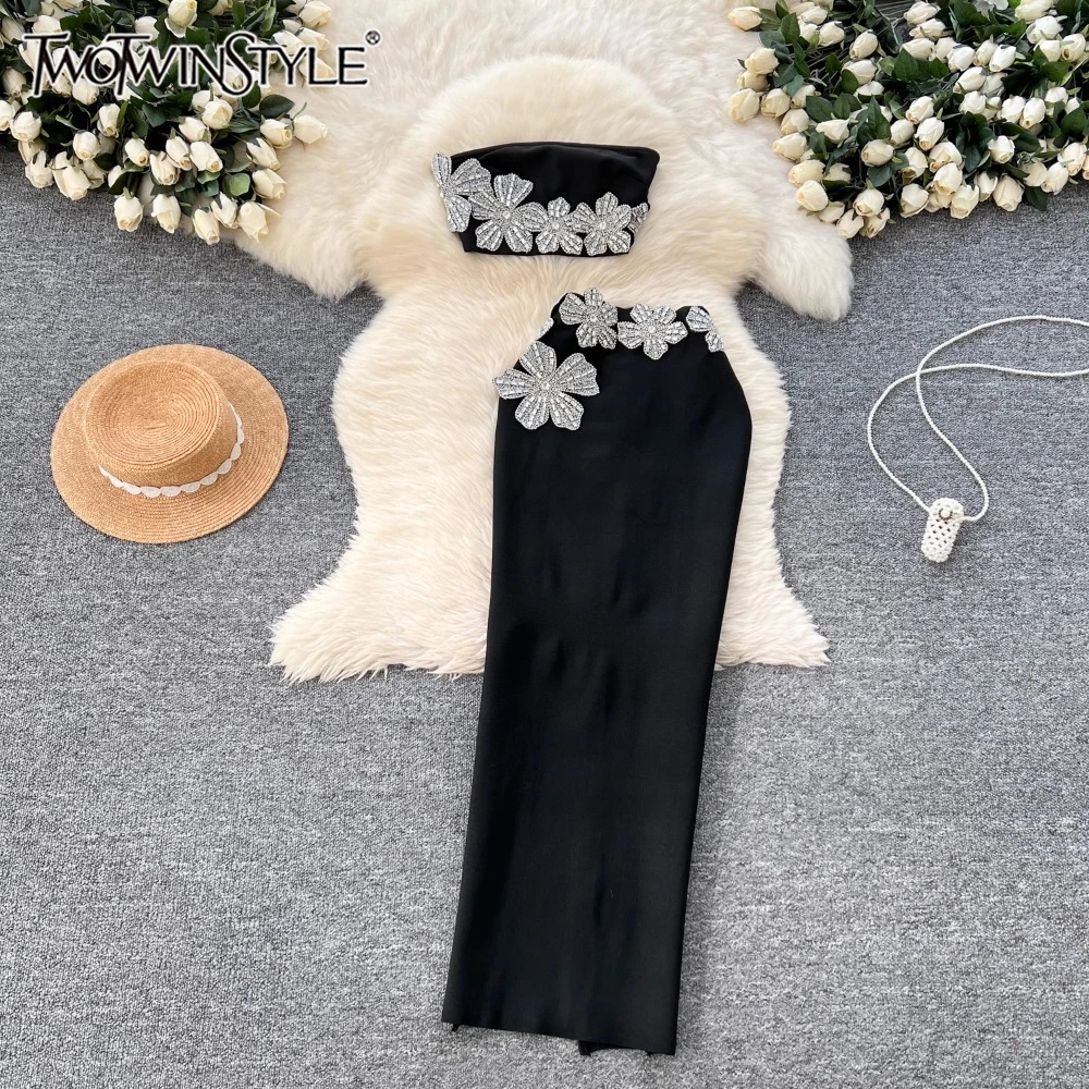 

TWOTWINSTYLE Fashion Two Piece Set For Women Strapless Sleeveless Short Tops High Waist Spliced Diamonds Skirts Female KSE502605