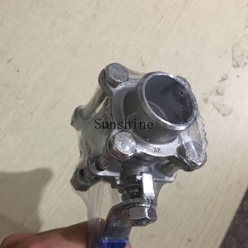 

Q61F Three-piece welded ball valve 16P 4 points DN15 20 25 32 40 50
