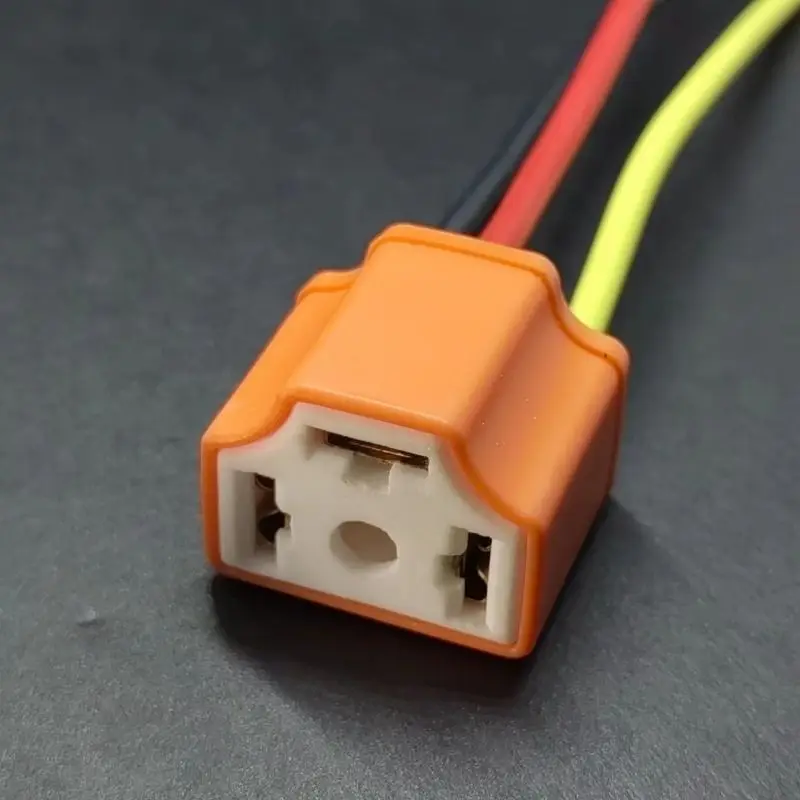 Car Headlight Bulb Socket Relay Socket Fuse Socket H4 H7 H11 9005 9006