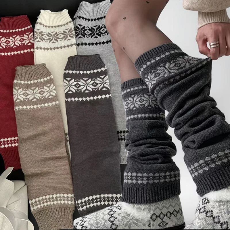 

Knit Snowflakes Leg Warmers in Autumn and Winter Slim Soft Warm Gray White Slouch Socks Ins Korean Styles Boot Cuffs Leg Cover