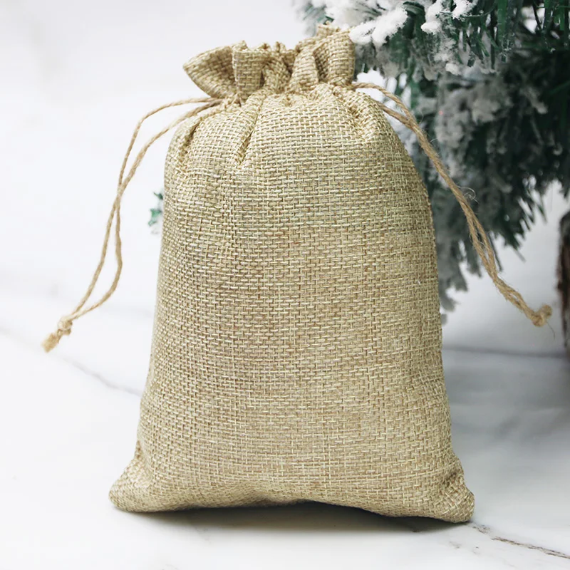 (5 pieces/pack) 13 * 18cm Christmas gift bag set bundling bag Christmas linen bag Christmas gift packaging bag pendant DIY