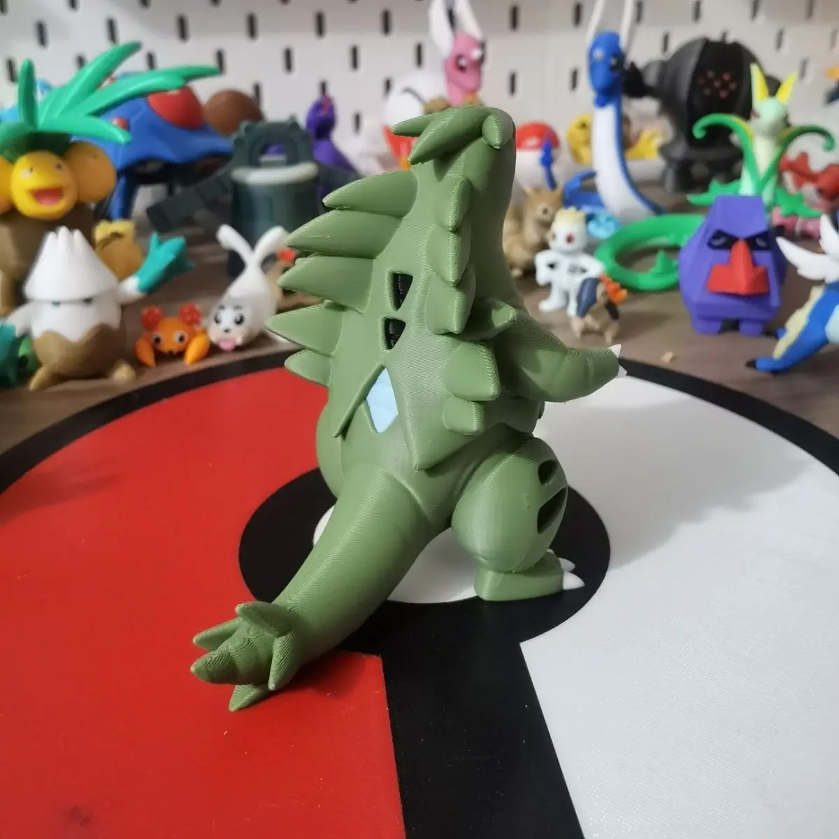 Larvitar Pupitar Tyranitar Mega Scale World 1:20 Anime Figure Model Statue Collection Desktop Decoration Ornament Toys For Fans