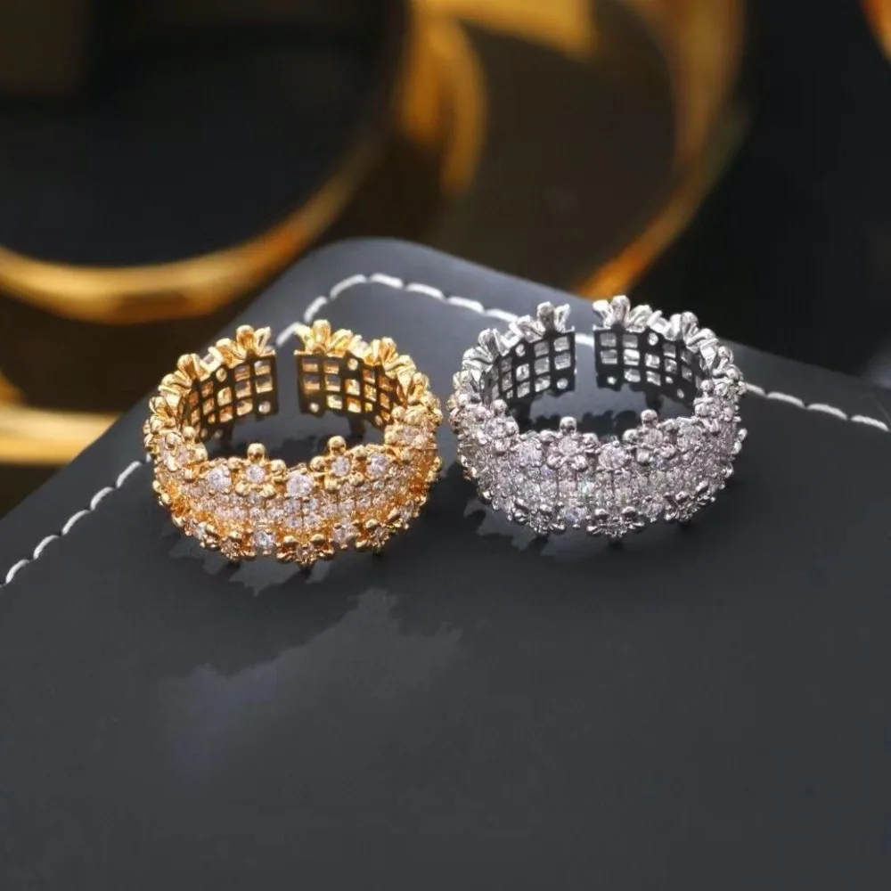 خاتم نسائي مفتوح من المألوف والإبداعي بتصميم بتلات مجوفة مرصع بالزركون، خاتم ذهبي نسائي ساحر.