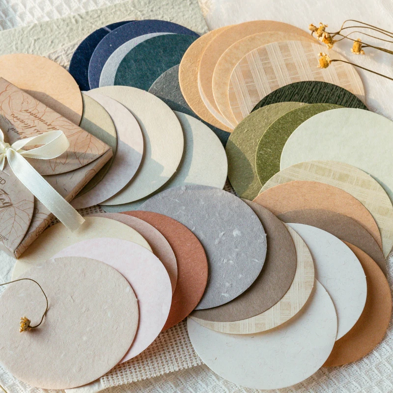 30pcs Simple Style Round Material Paper Vintage Solid Color Background Paper Card Decorative Diary Lable Junk Journal Planner