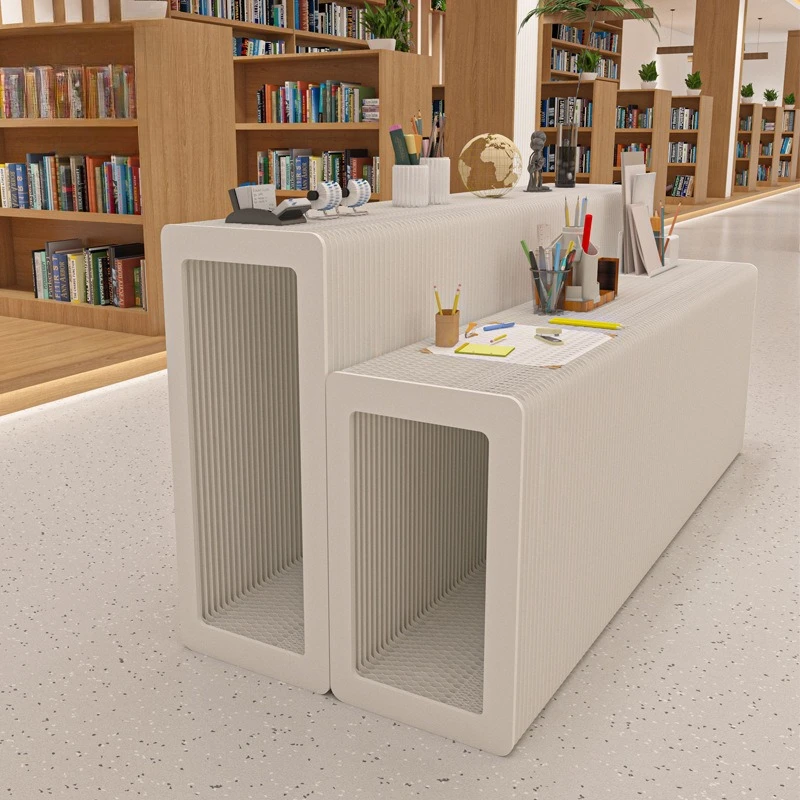 

Booth display: Taichung Island strip display rack, commercial shopping mall product display rack, storage table, foldable window