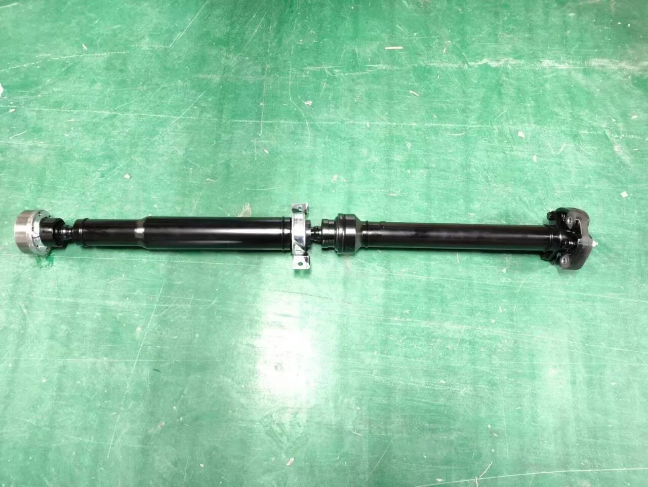 52853647AE for Jeep Grand Cherokee 2011-2018 Rear drive shaft