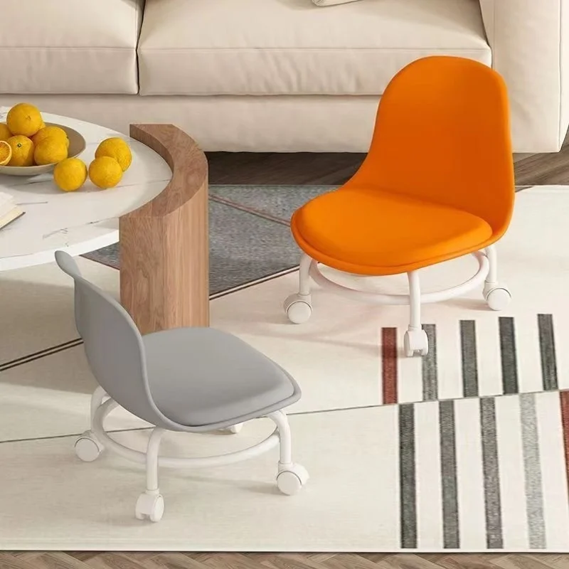 كرسي صغير للجلوس الطويل، مقعد منخفض مريح للمنزل مع بكرات للأطفال لتعلم كيفية المشي، مقعد