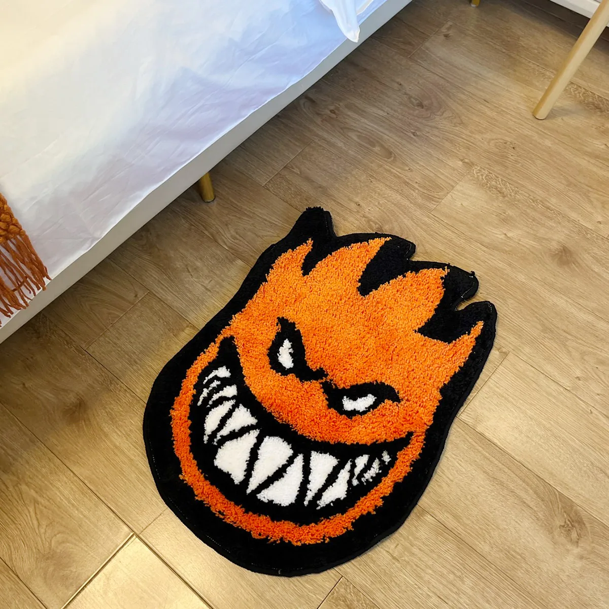 spitfire フロアマット Spitfire Bighead Flame Tufted Rug, Cool Skate Monster Face Shaped