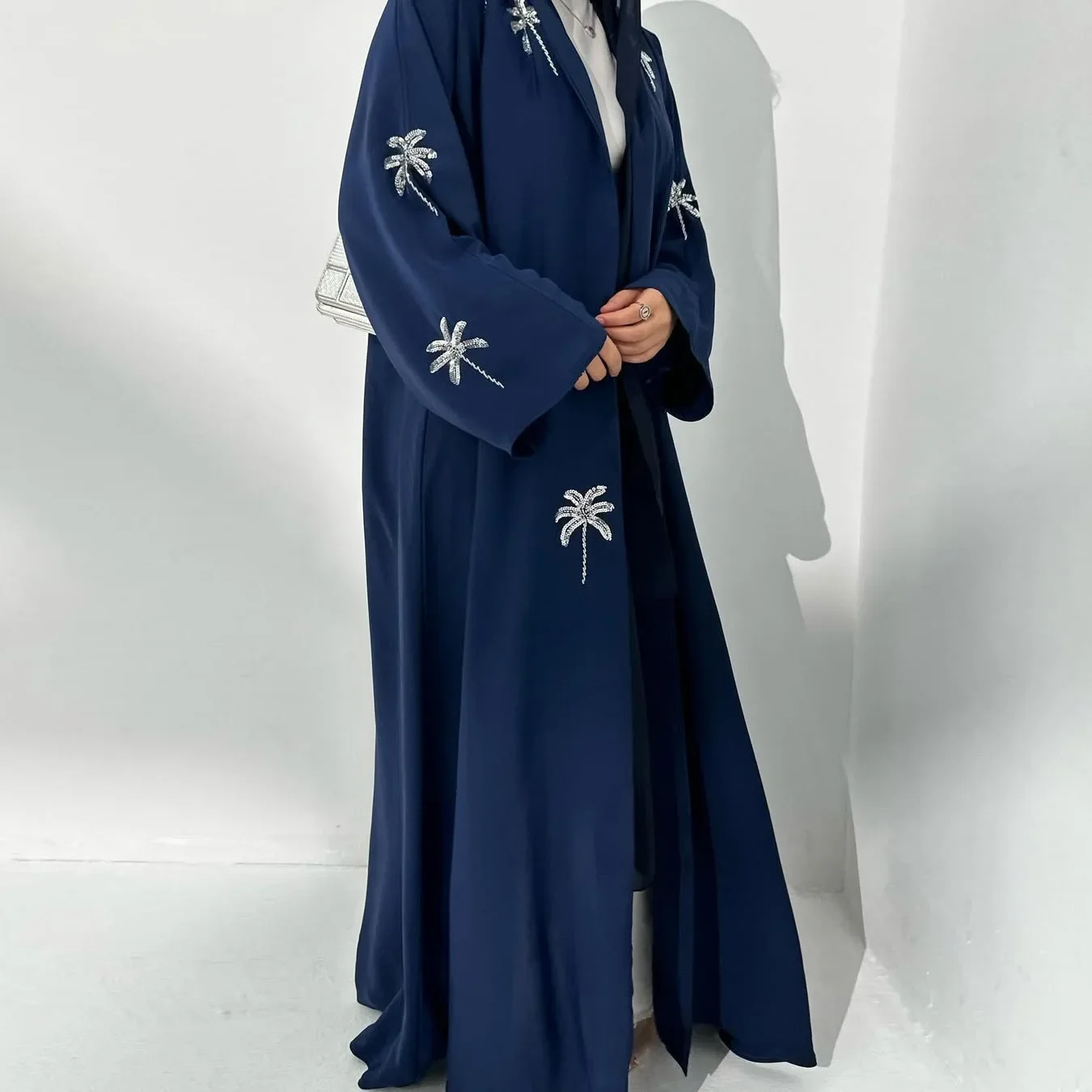 

Fashion Dubai Abayas for Women Embroidery Muslim Dress Turkey Kaftan Islam Clothing Kebaya Caftan Marocain Femme Robe Jalabiya