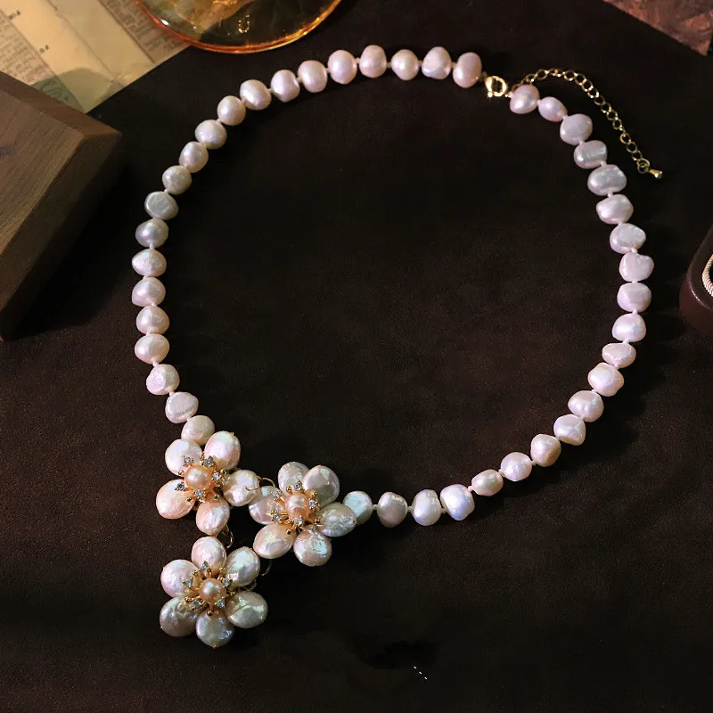 

Natural Freshwater Pearl Necklace for Women Simple Original Design Flower Necklace Pendant Necklaces Charm Choker Beaded Collar