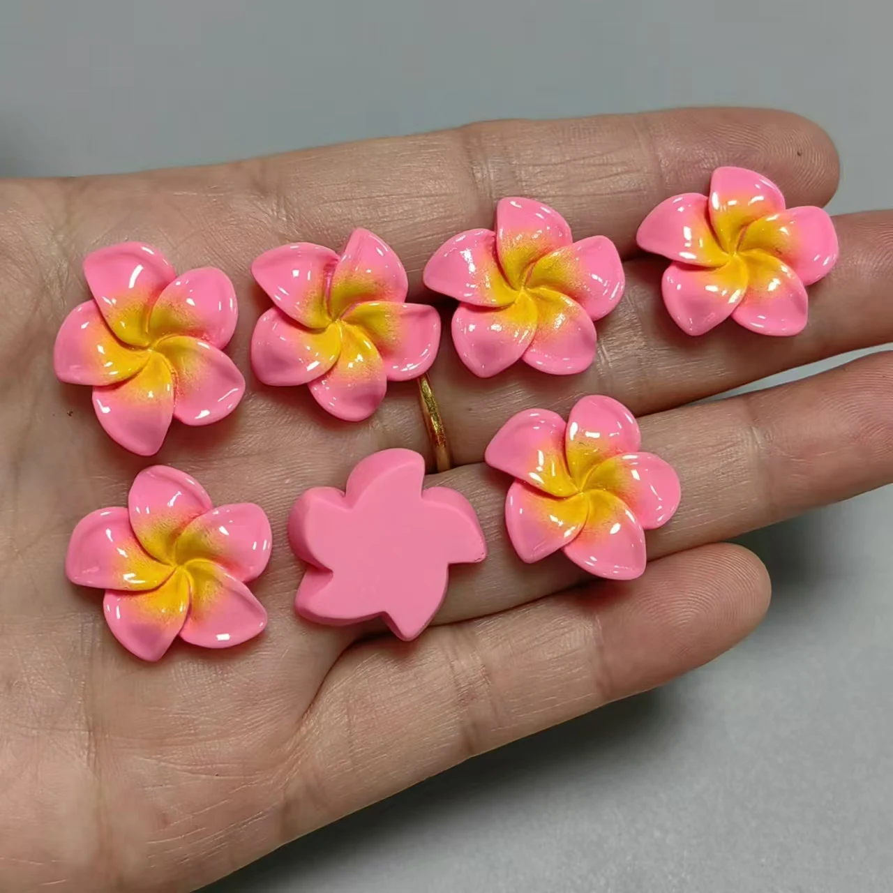 10 قطعة الراتنج الطازج الوردي الوردي الأبيض خمسة البتلة زهرة DIY بها بنفسك اكسسوارات غير المرغوب فيه جراب هاتف طويل مسمار الفن الديكور السحر Crafts بها بنفسك الحرف #2