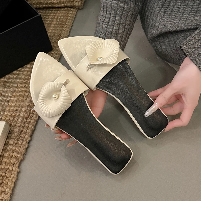 

Женские уличные тапочки больших размеров, летние новинки 2026, модные универсальные туфли на низком каблуке со стразами